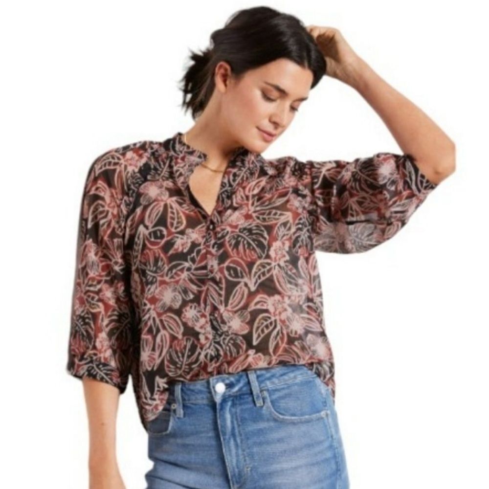 Evereve Floral Button Down Chiffon Blouse Size M